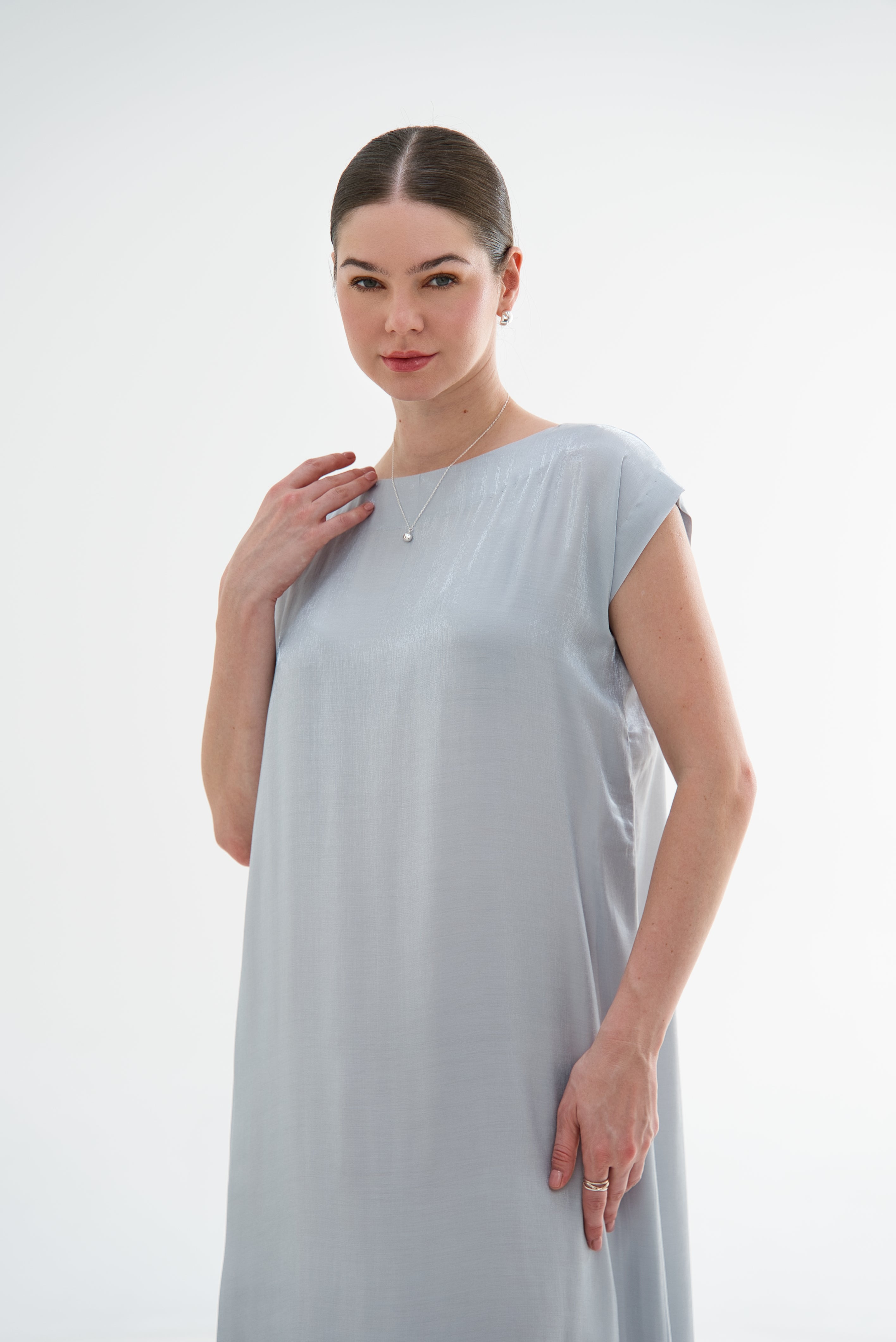 INNER DRESS  |  GLOOSY GREY