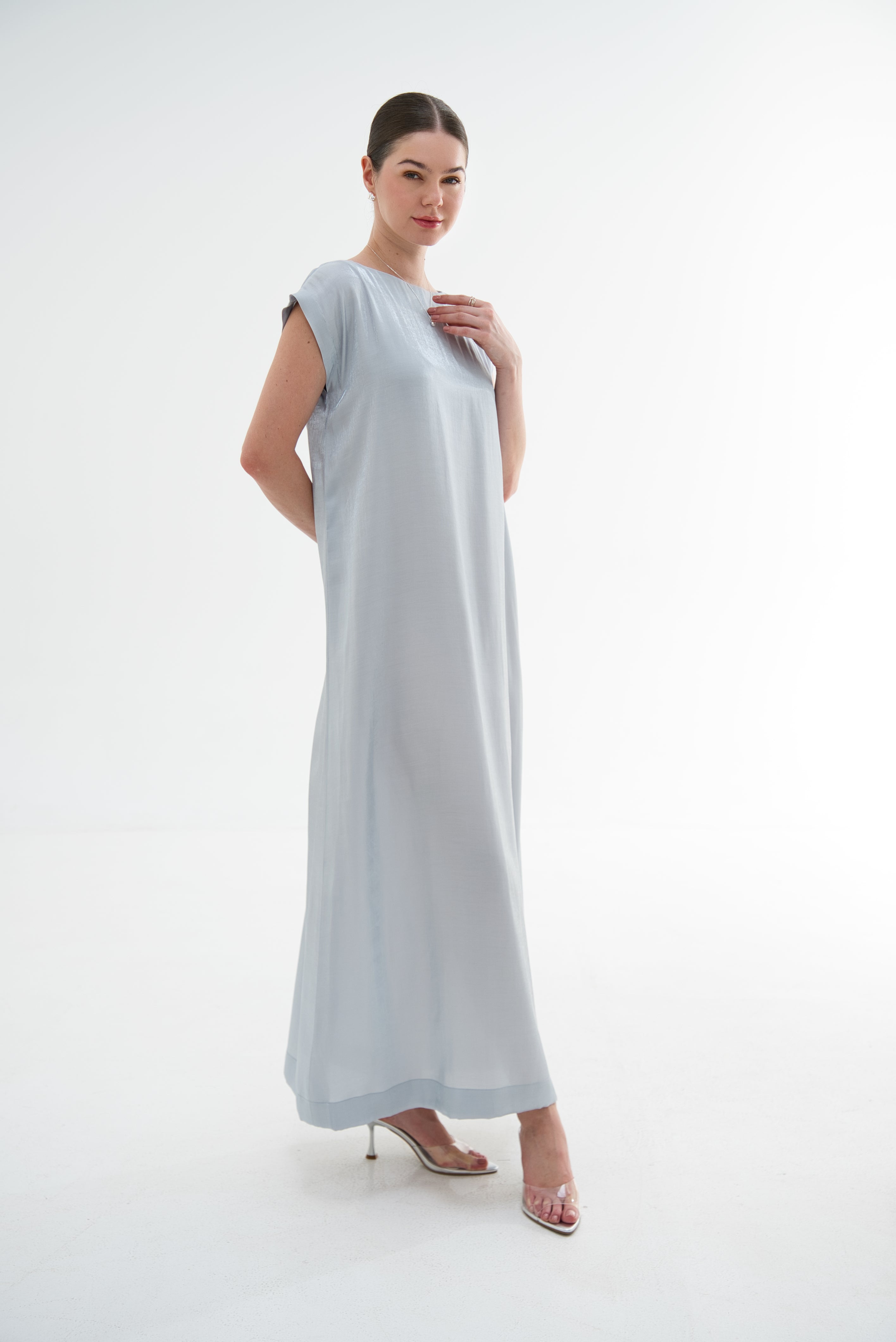 INNER DRESS  |  GLOOSY GREY