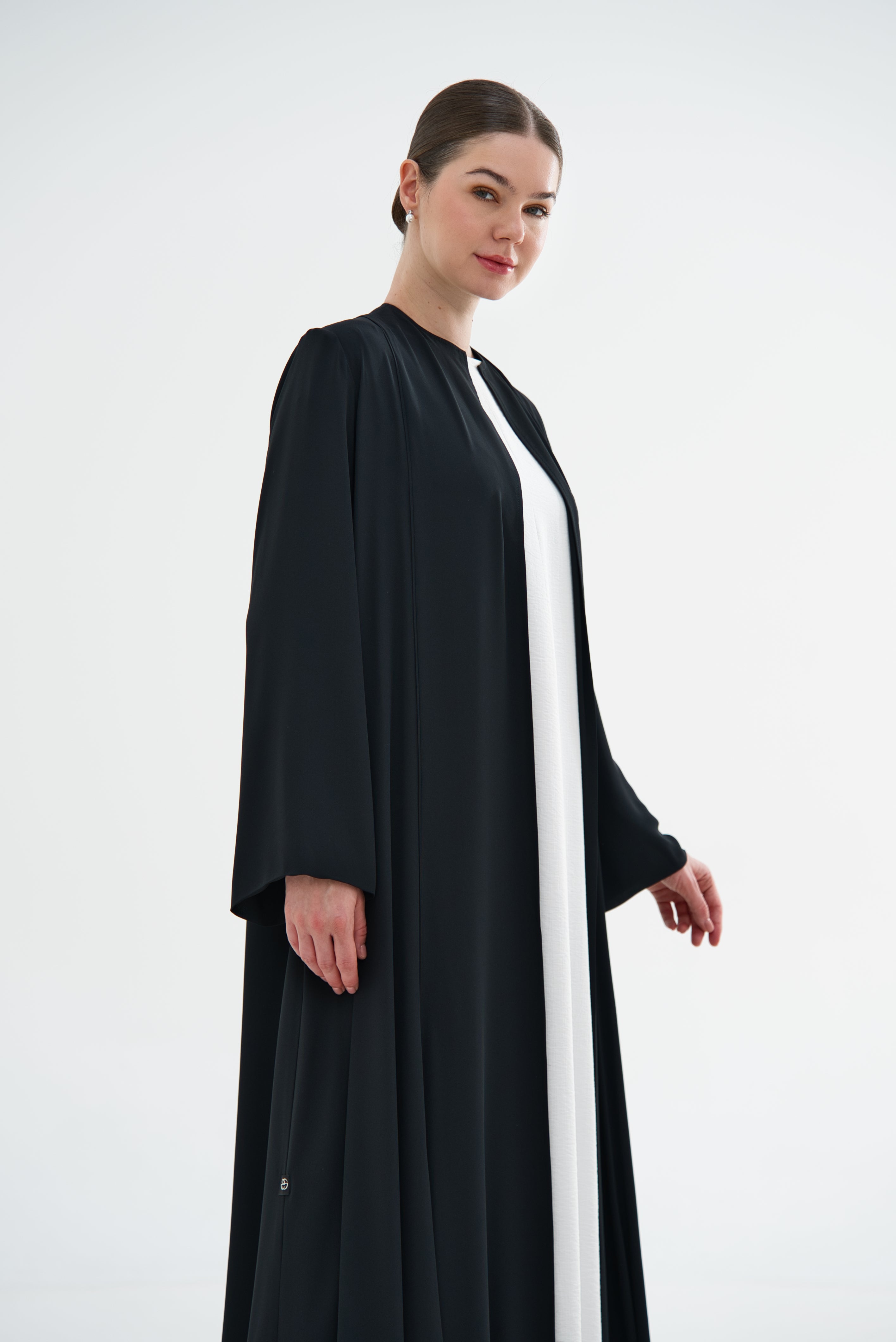 FLOW   |   BLACK